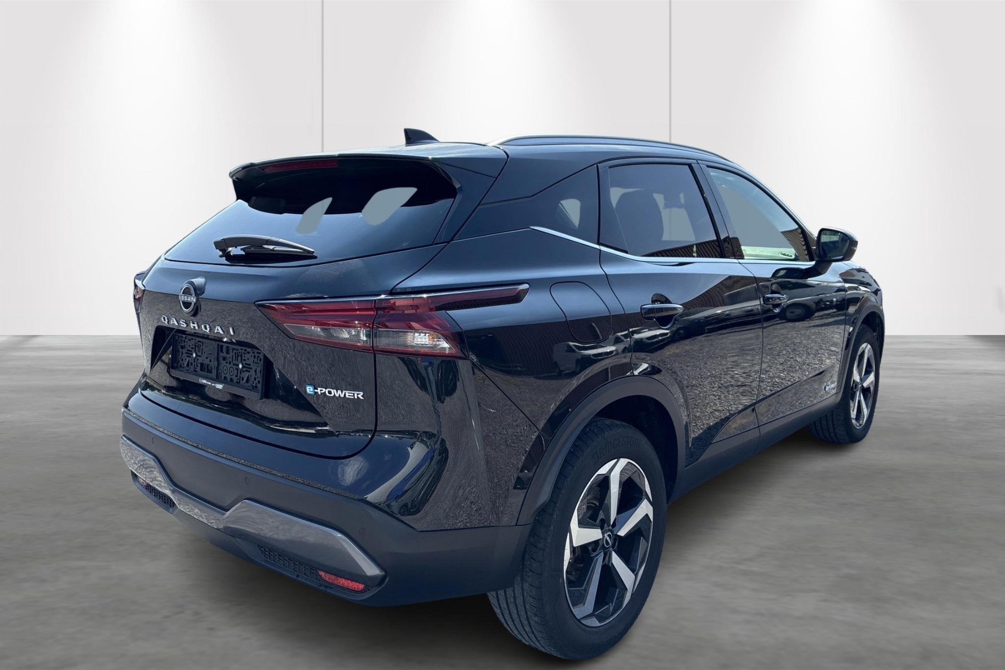 Nissan Qashqai e-POWER N-Connecta Automaat, navigatie, airco, Stof, Zwart, Bedrijf, 5 zetels