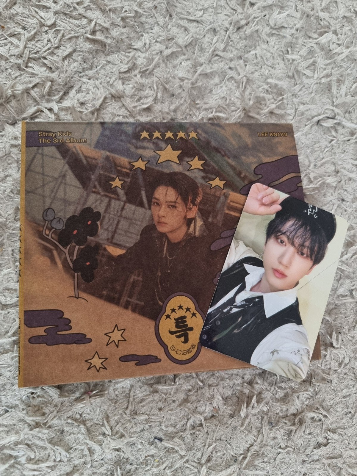 Stray kids album, Ophalen