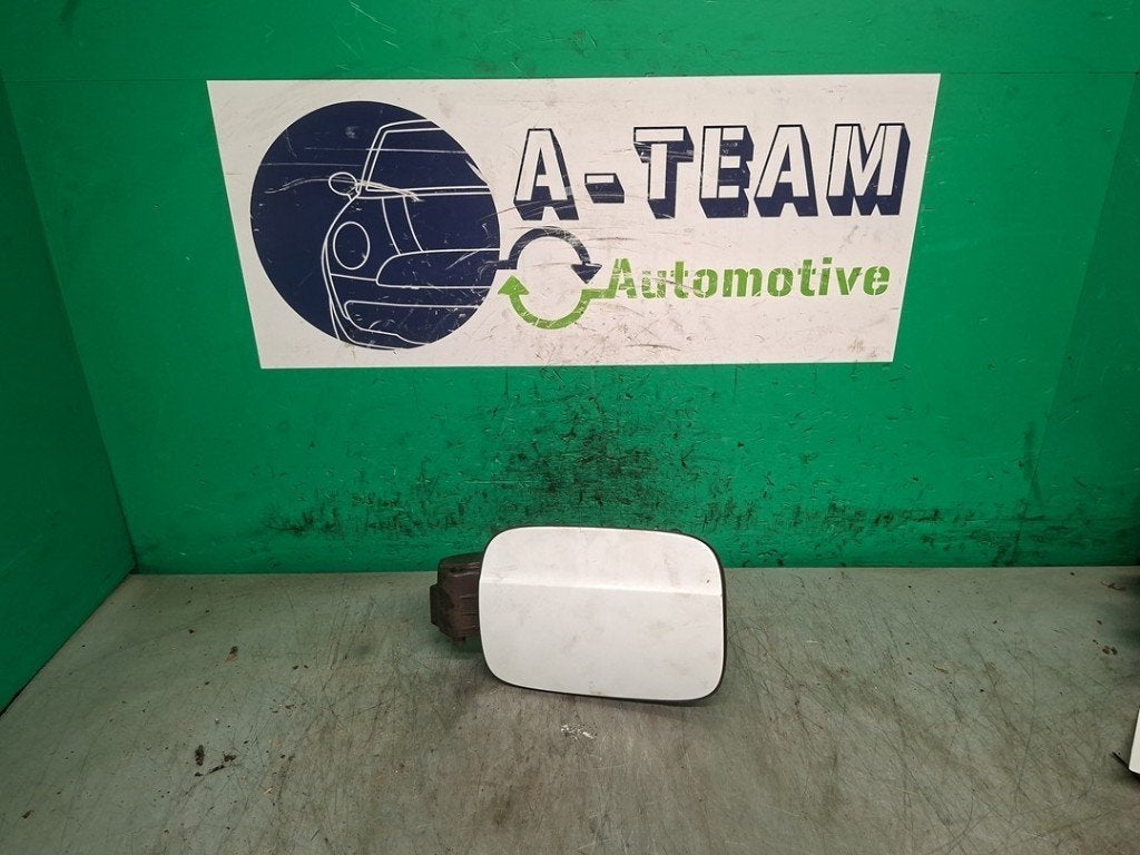 TANKKLEP Audi A4 Avant (B8) (01-2007/12-2015) (|8K0809999A|), Info@audi.de, Audi, Audi AG, Gebruikt
