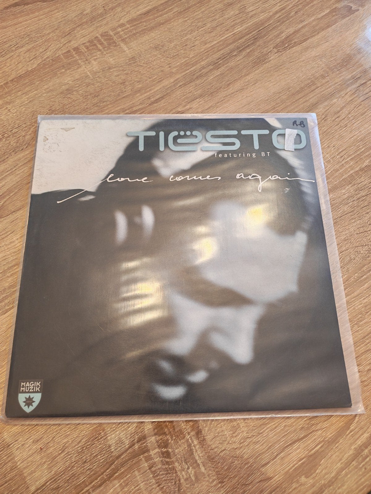 Vinyle Tiësto, Enlèvement, Utilisé