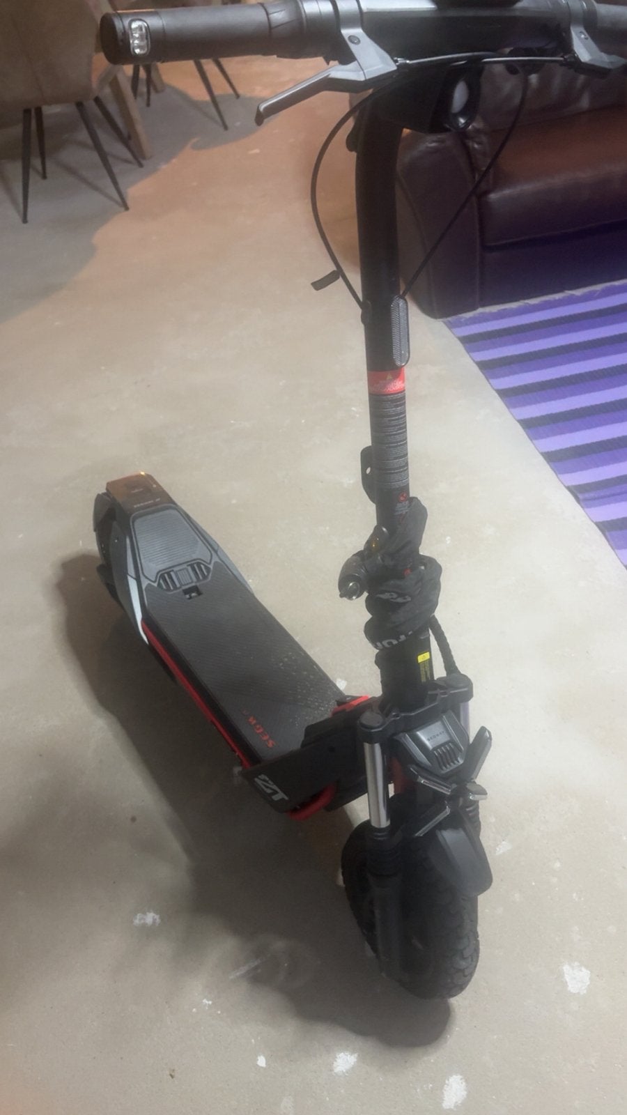 Zt3pro + garantie, Fietsen en Brommers, Steps, Ophalen, Zo goed als nieuw, Elektrische step (E-scooter)