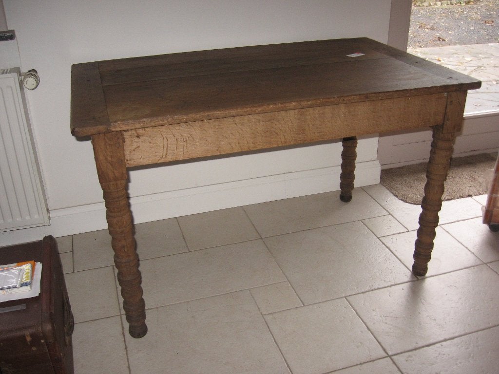 Très belle table en chêne assez ancienne, 100 à 150 cm, Quatre personnes, Enlèvement, Utilisé