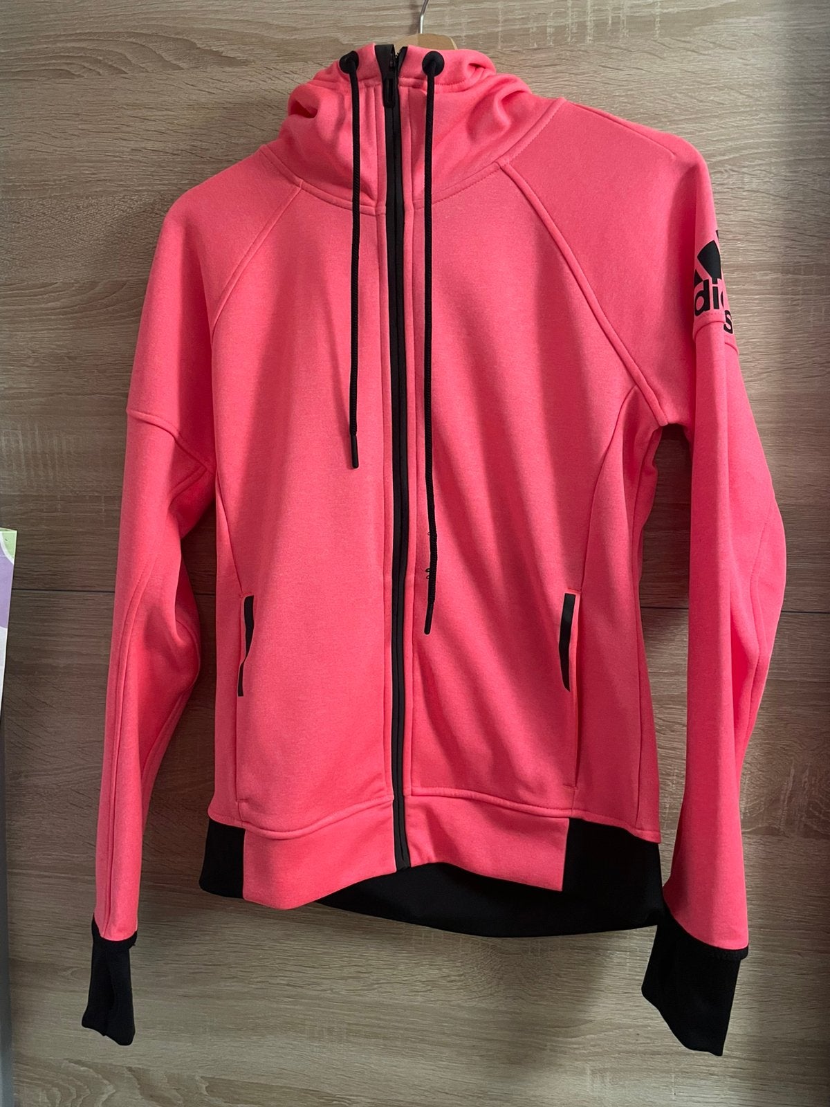 Pull adidas neuf, Vêtements | Femmes, Enlèvement, Neuf, Taille 34 (XS) ou plus petite, Pull