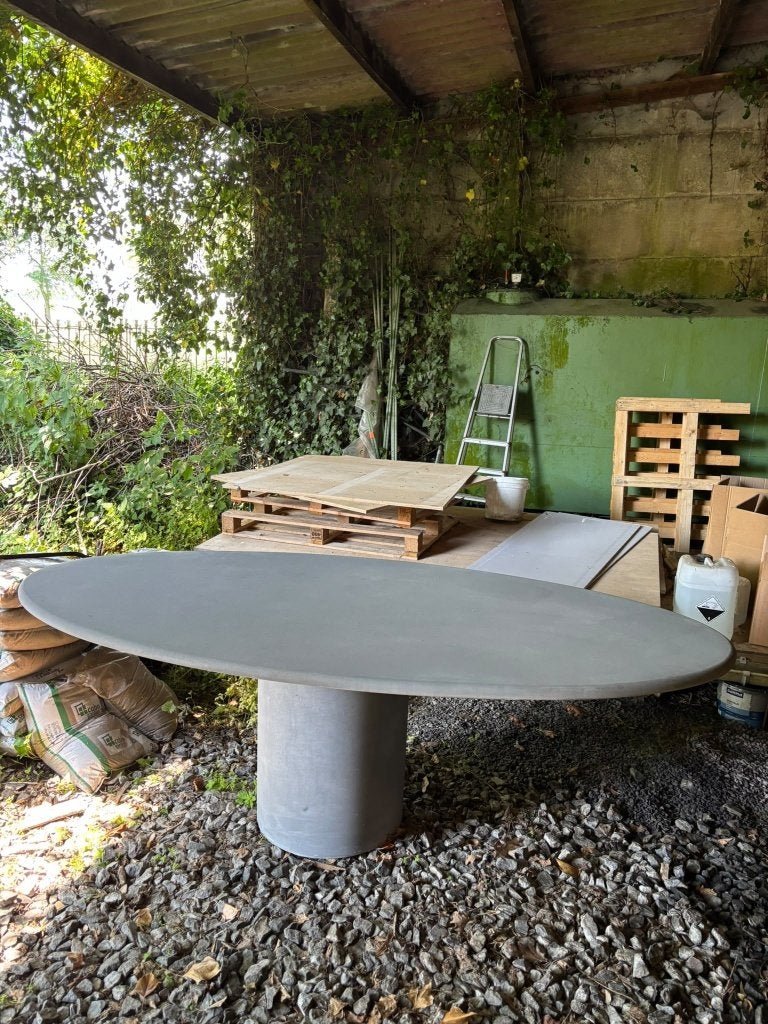 Betonnen tafel (ideaal als basis voor bv Mortex) - 6/8p, Ophalen, Gebruikt, 100 tot 150 cm, Beton / Mortex