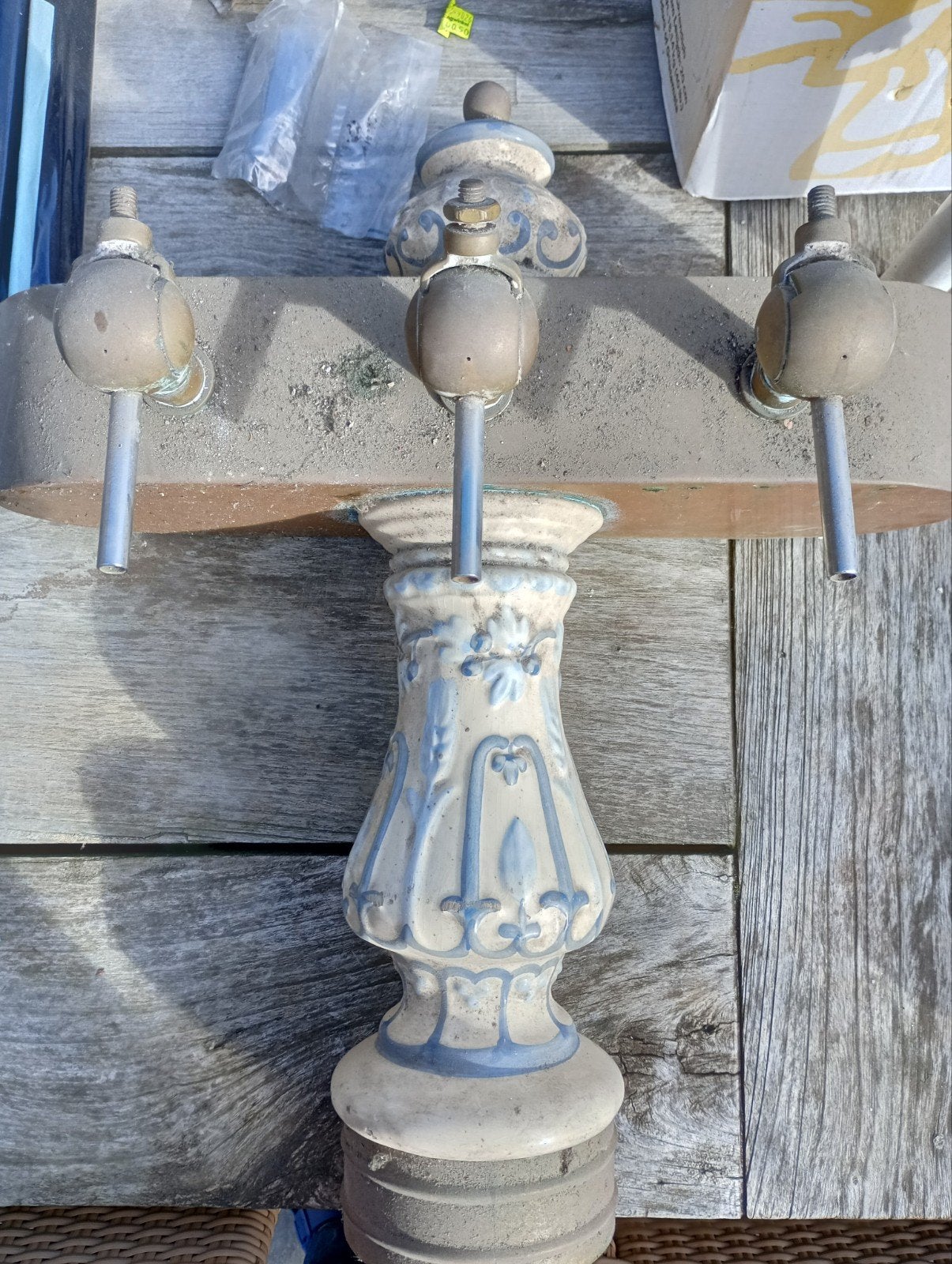 porseleine licht blauwe Tapkraan 3 leidingen, Verzamelen, Ophalen