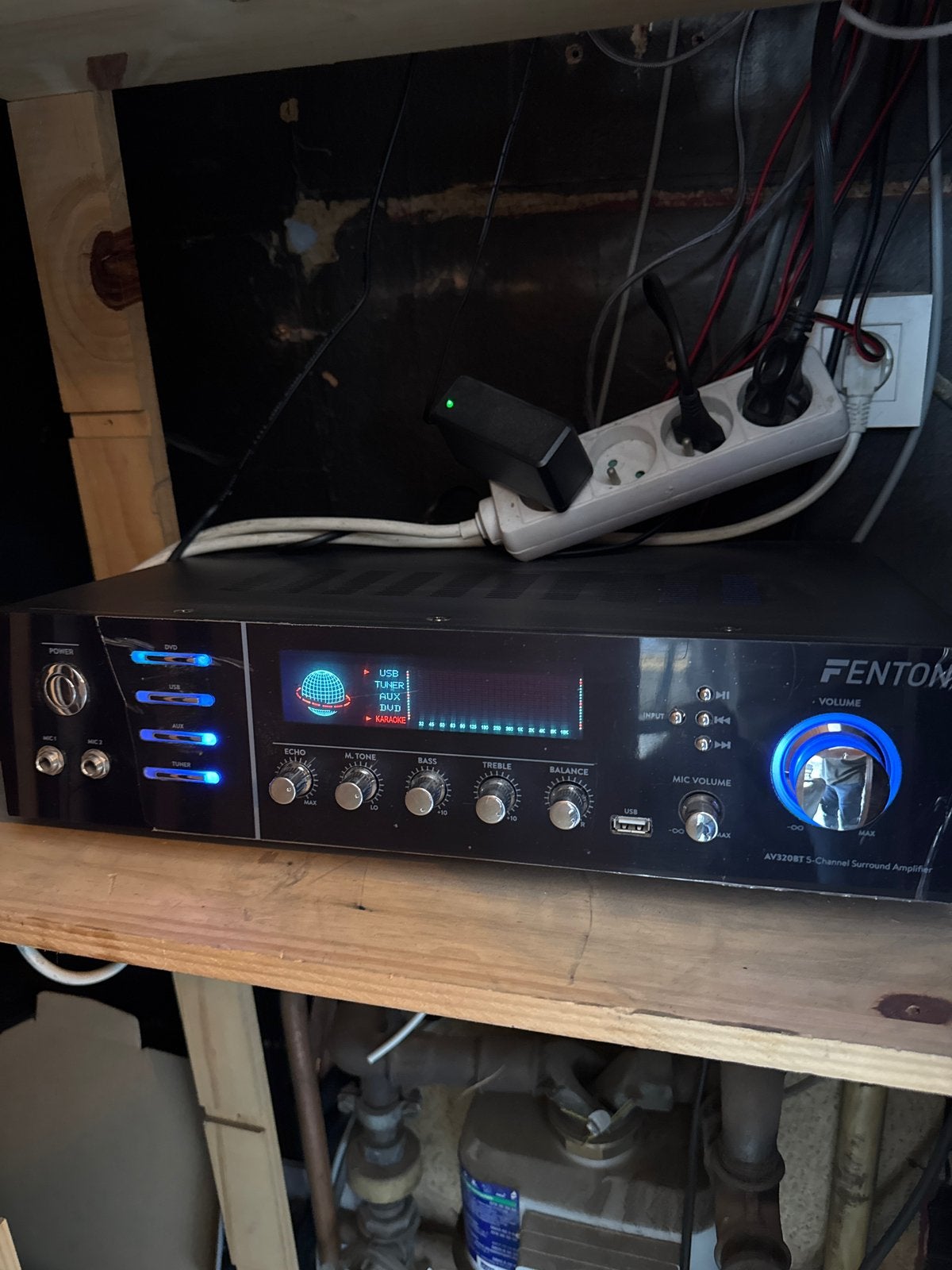 Fenton AV320BT Versterker (5-Kanaals / Bluetooth / USB), Ophalen, Zo goed als nieuw