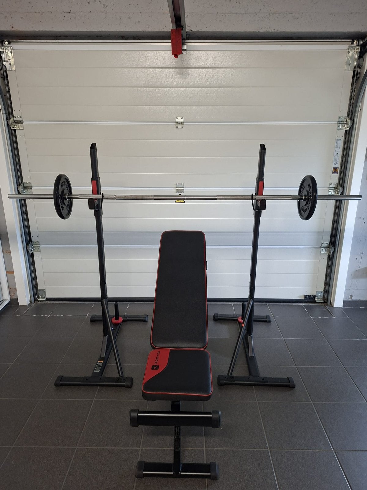 krachttrainingsset met halterbank, Sport en Fitness, Fitnessmaterialen, Ophalen, Zo goed als nieuw