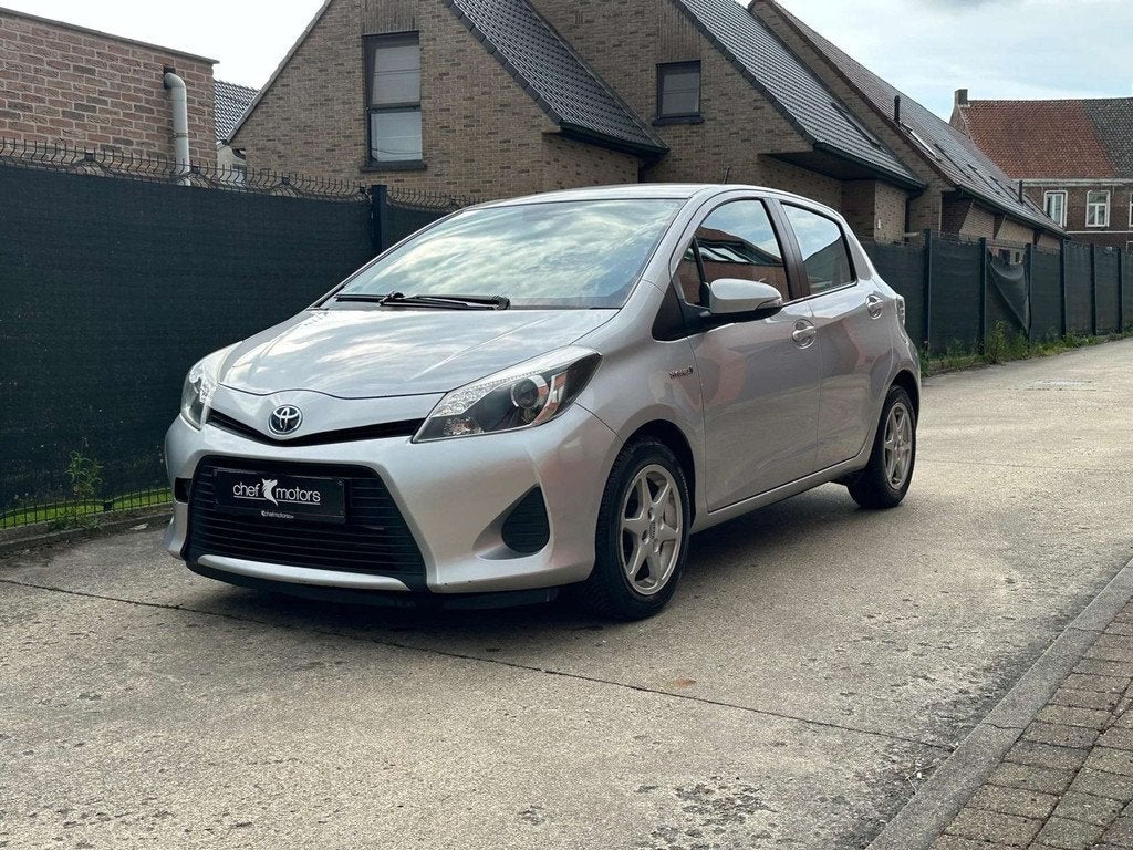 Toyota Yaris Hybrid | Automaat | Airco | Camera | Navi | 54d, Autos, Achat, Entreprise, Autres couleurs, Noir