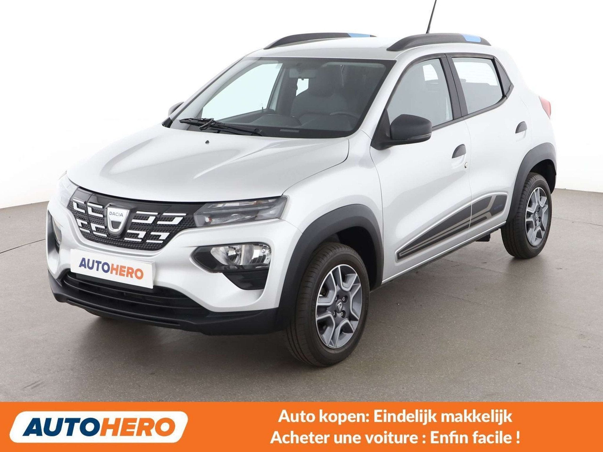 Dacia Spring electric drive 33 kW Comfort (bj 2021), Auto's, Dacia, 4 zetels, Gebruikt, Zwart, 1045 kg