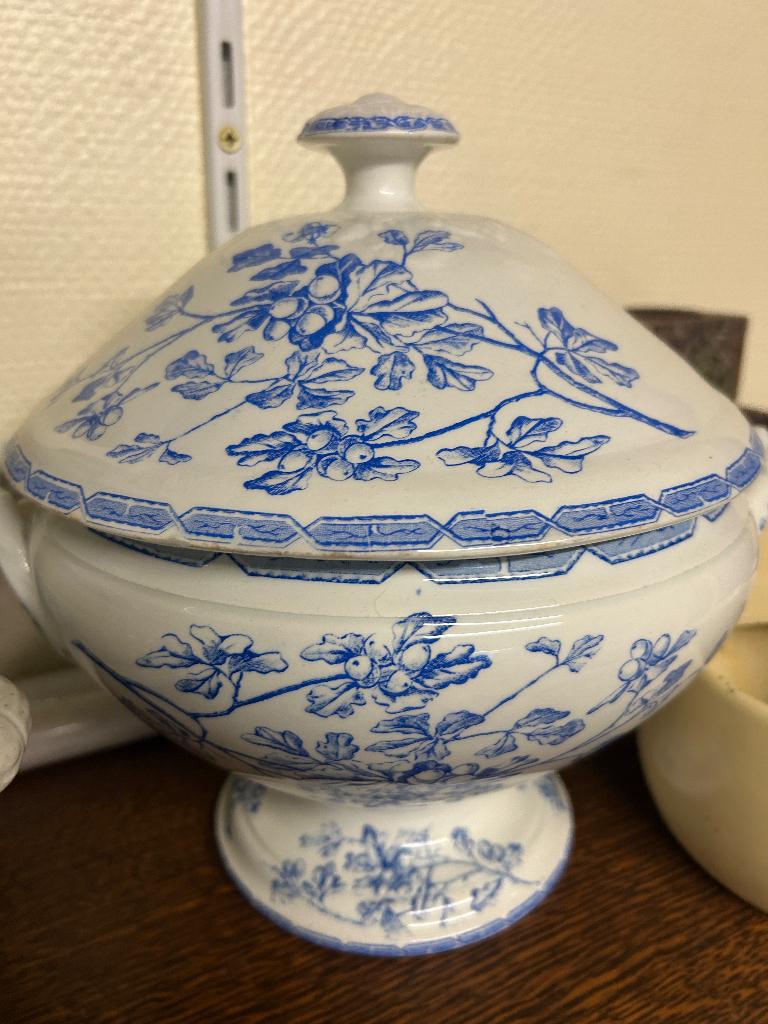 SOUPIERES /OUD SERVIES, Ophalen