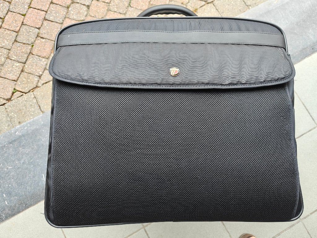 Laptoptassen en aktetassen, Ophalen, Zo goed als nieuw, Zwart, Aktetas
