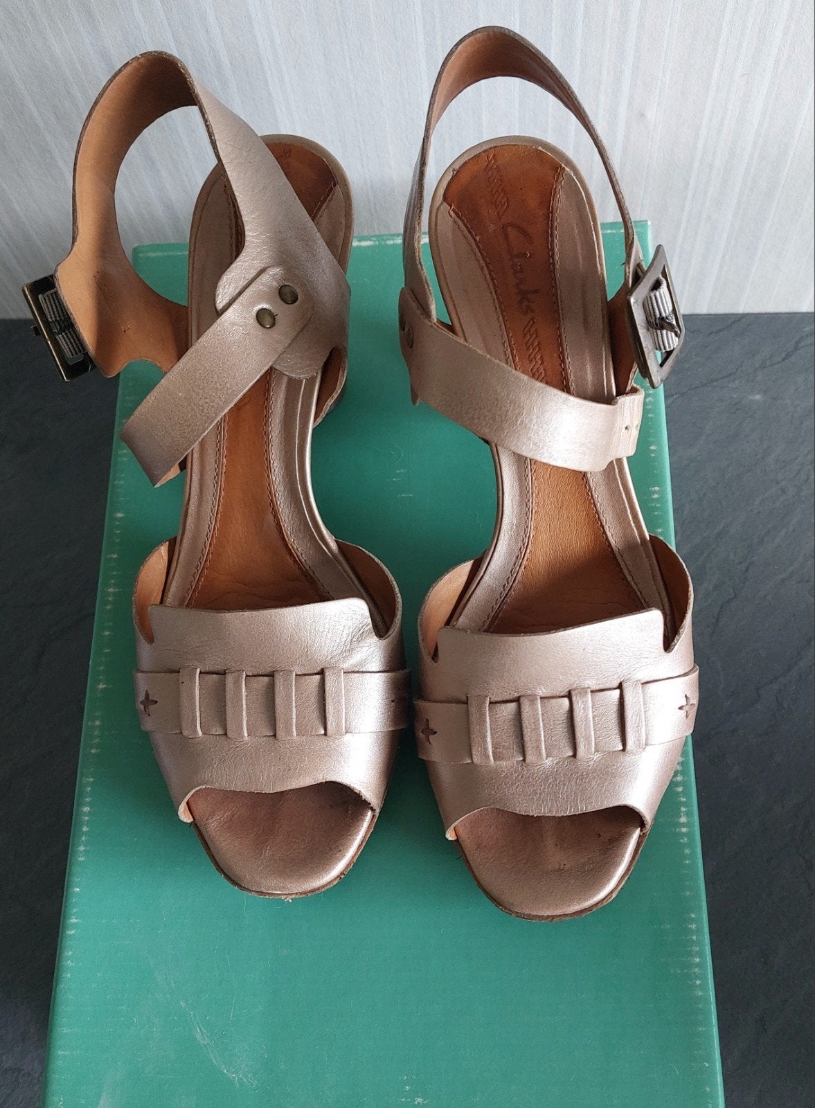 Bronskleurige damessandaal, Clarks, maat 40, Ophalen