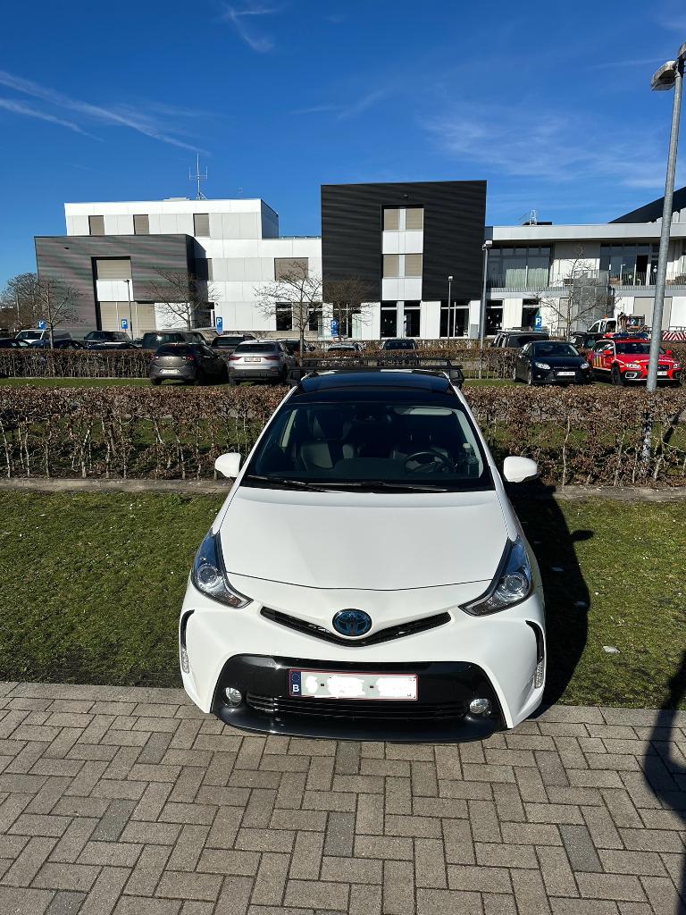 Toyota Prius+ 12.2020 seulement 5250 km 7 sièges, Autos, Achat, Euro 6, 7 places, Entretenue par le concessionnaire