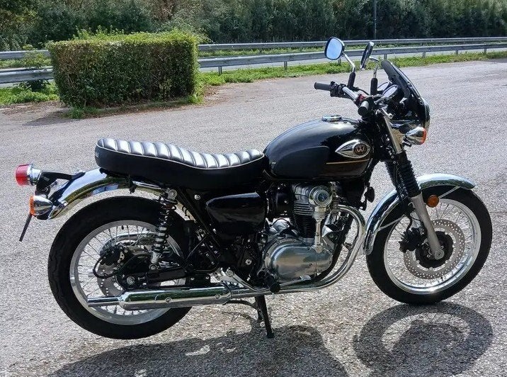 Kawasaki W800_03/2026_721 km Garantie/Ondersteuning tot 2030, 2 cilinders, Occasion, Particulier, Overig