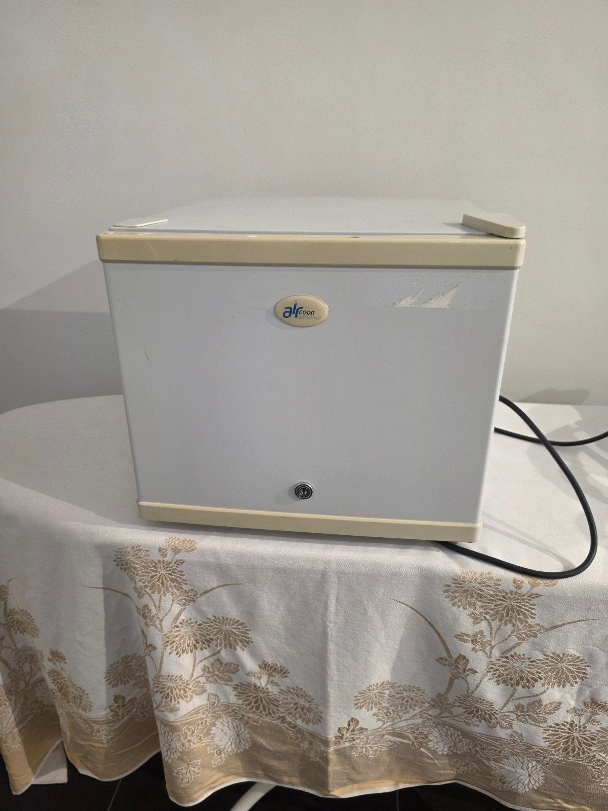 Mini koelkast, Elektronische apparatuur, Ophalen