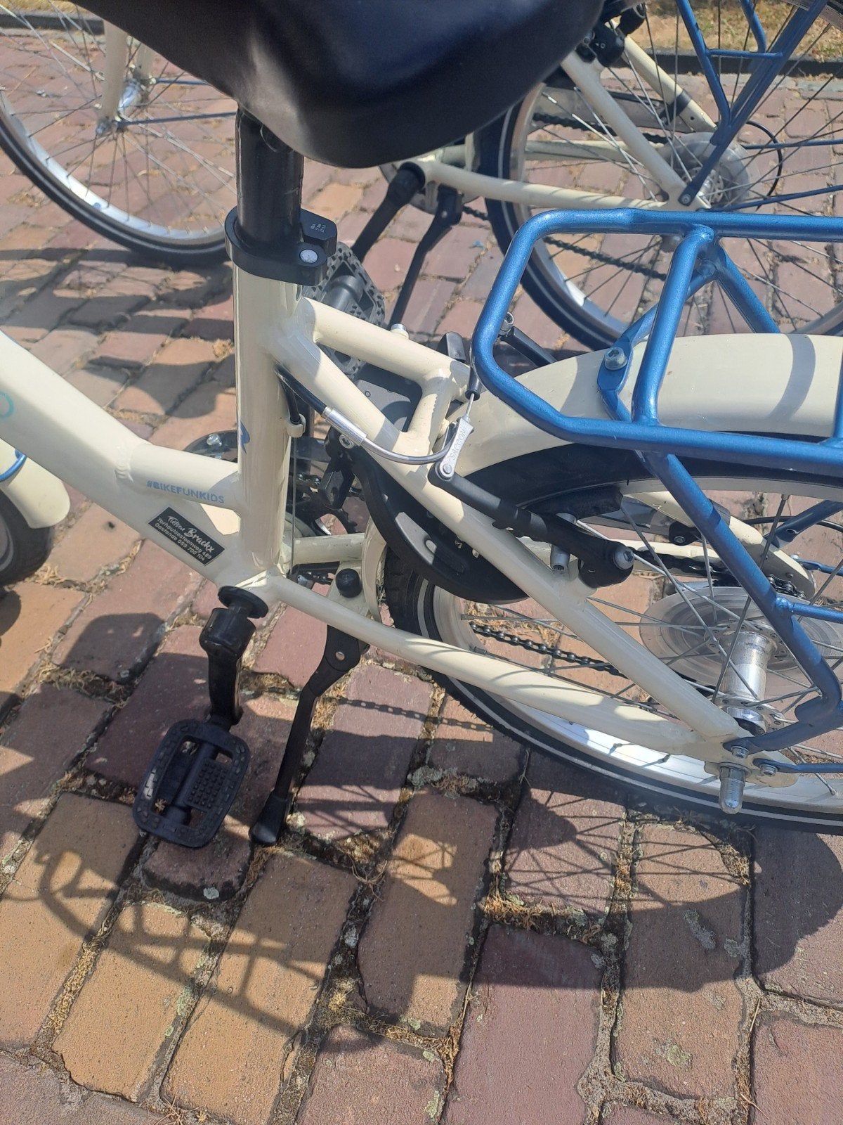 Meisjesfiets 22 inch, Fietsen en Brommers, Fietsen | Meisjes, Ophalen, Velgrem, Versnellingen, Zo goed als nieuw