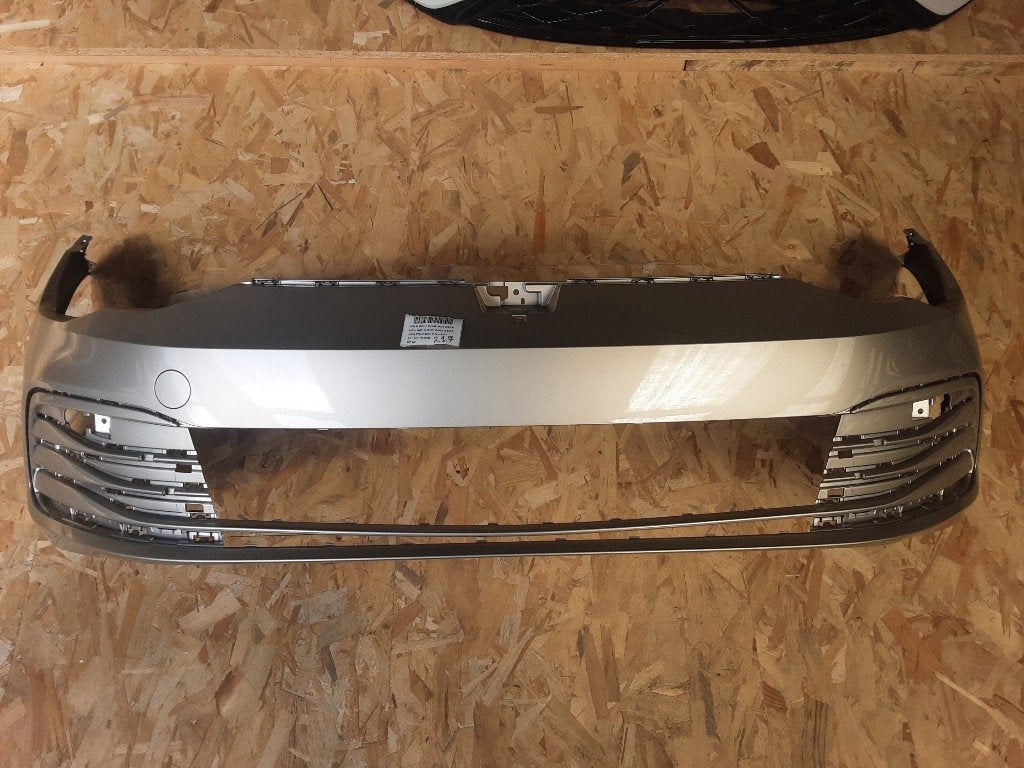 BUMPER VOOR Volkswagen Golf VIII (CD1) (5H0807221H), Gebruikt, Mevr. I. Hauben, Bumper, Rue de l'Espoir 34 34
4030  GRIVEGNÉE, BE