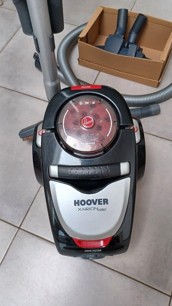 Stofzuiger Hoover 800w kleur rood, Ophalen, Gebruikt