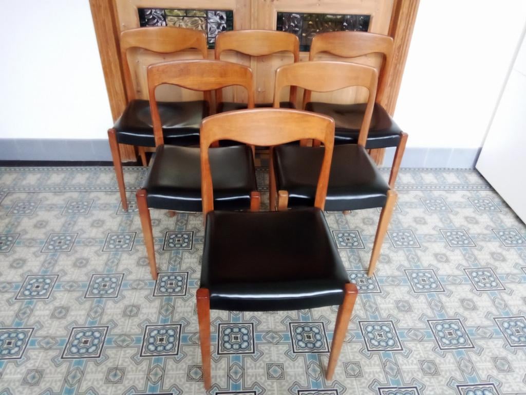 Set van zes Niels Otto Møller stoelen, Huis en Inrichting, Ophalen