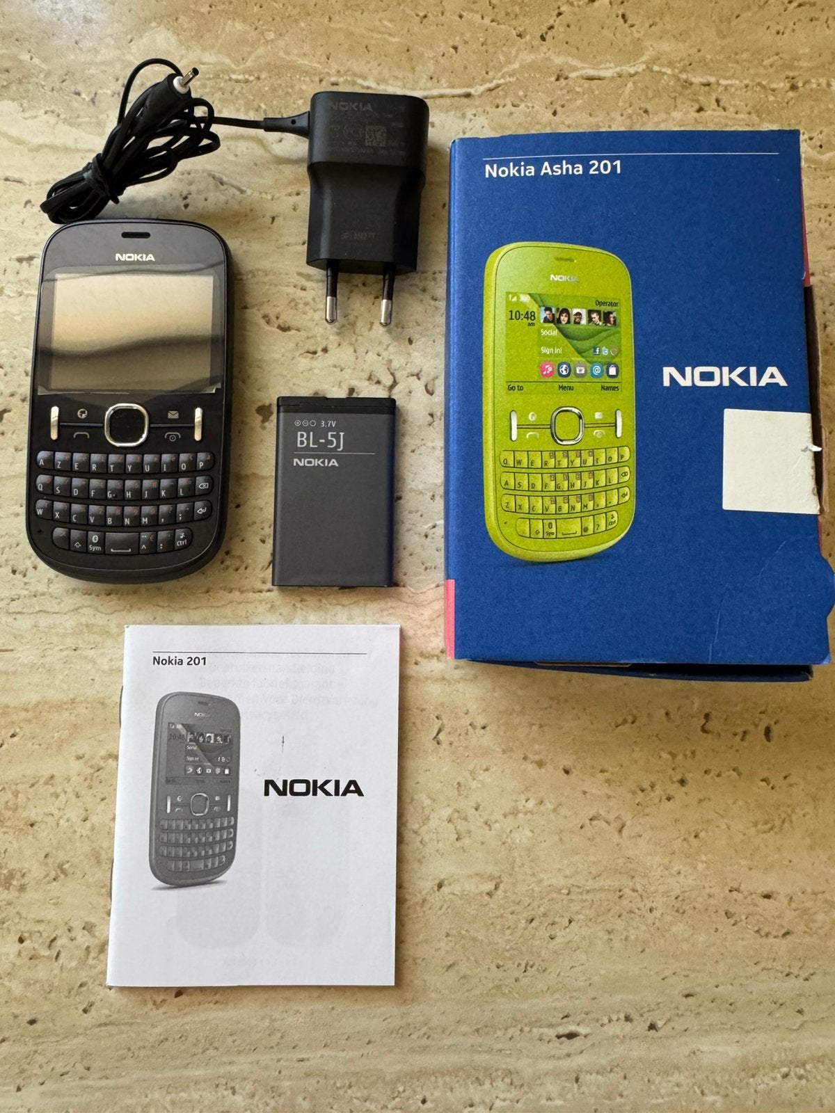 Nokia Asha 201, Telecommunicatie, Ophalen, Zwart, Fysiek toetsenbord, Zo goed als nieuw