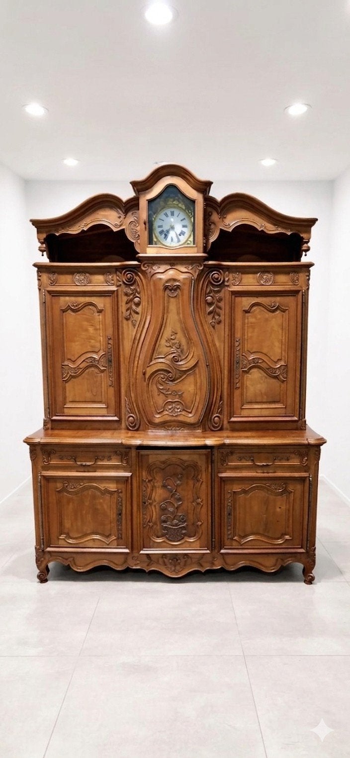 ​Rare Buffet-Horloge de Bessan Ancien en Bois Massif – Plus, Antiquités & Art, Antiquités | Meubles | Armoires