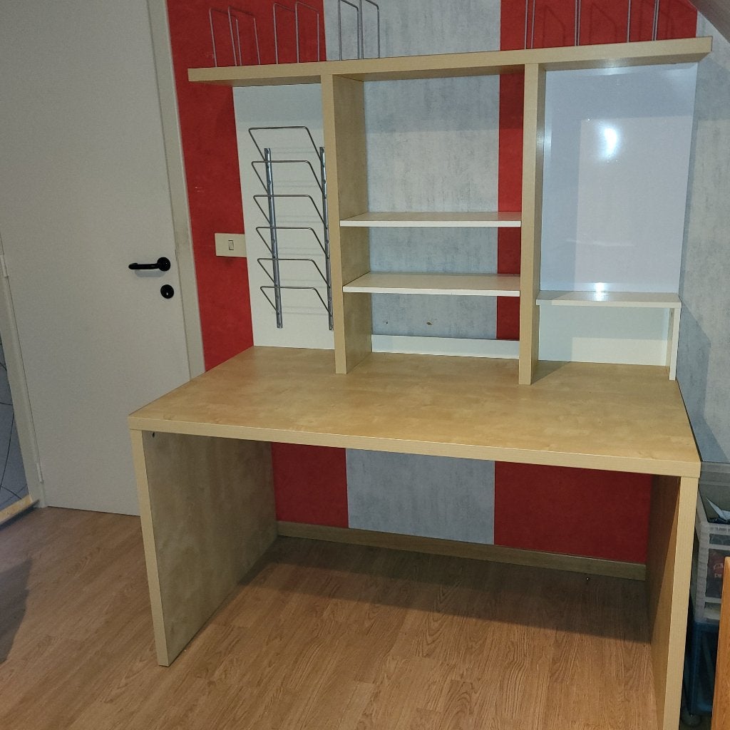 Bureau en parfait état, Scandinave, Enlèvement, 75 cm, Beige