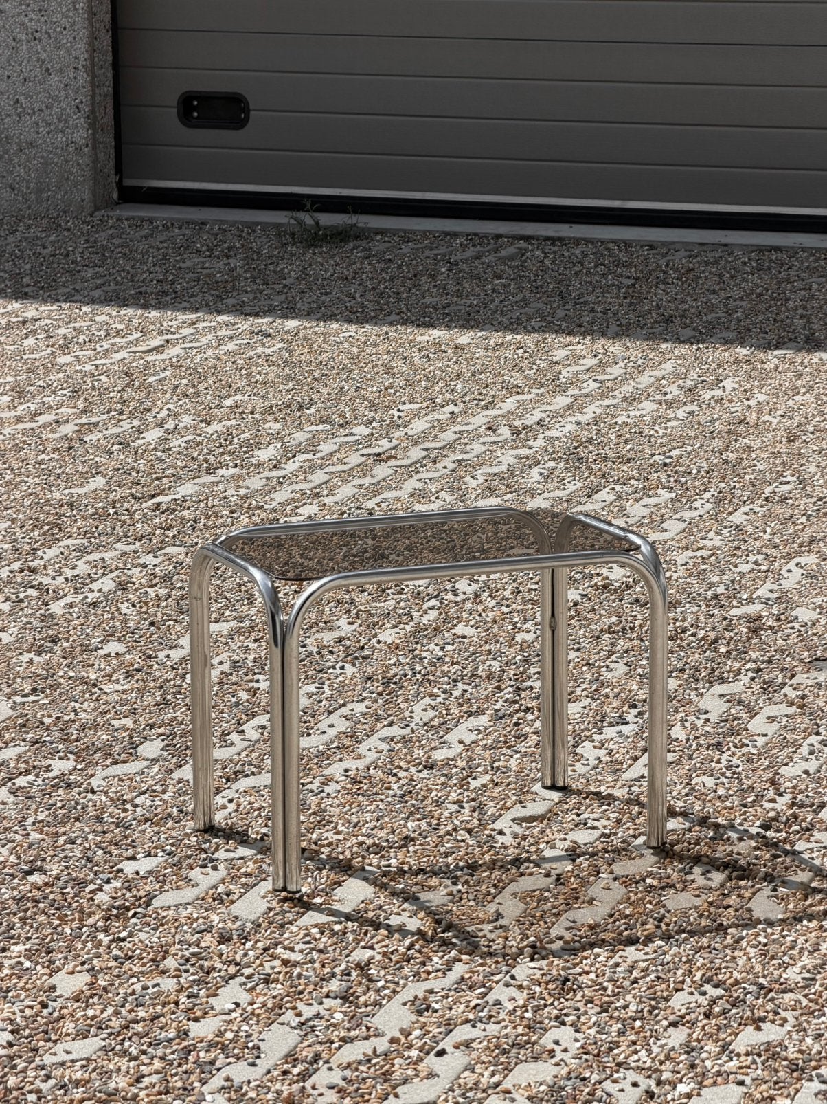 Vintage bauhaus chroom bijzettafel, Ophalen, Zo goed als nieuw, Glas