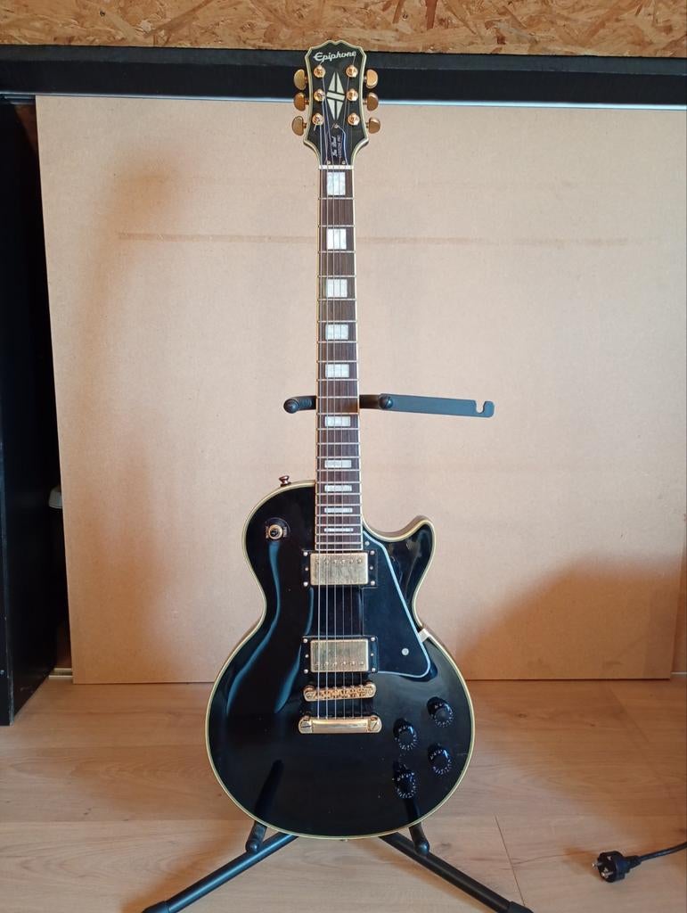 Mooi starterspakket om gitaar te leren spelen., Musique & Instruments, Instruments à corde | Guitares | Électriques, Enlèvement