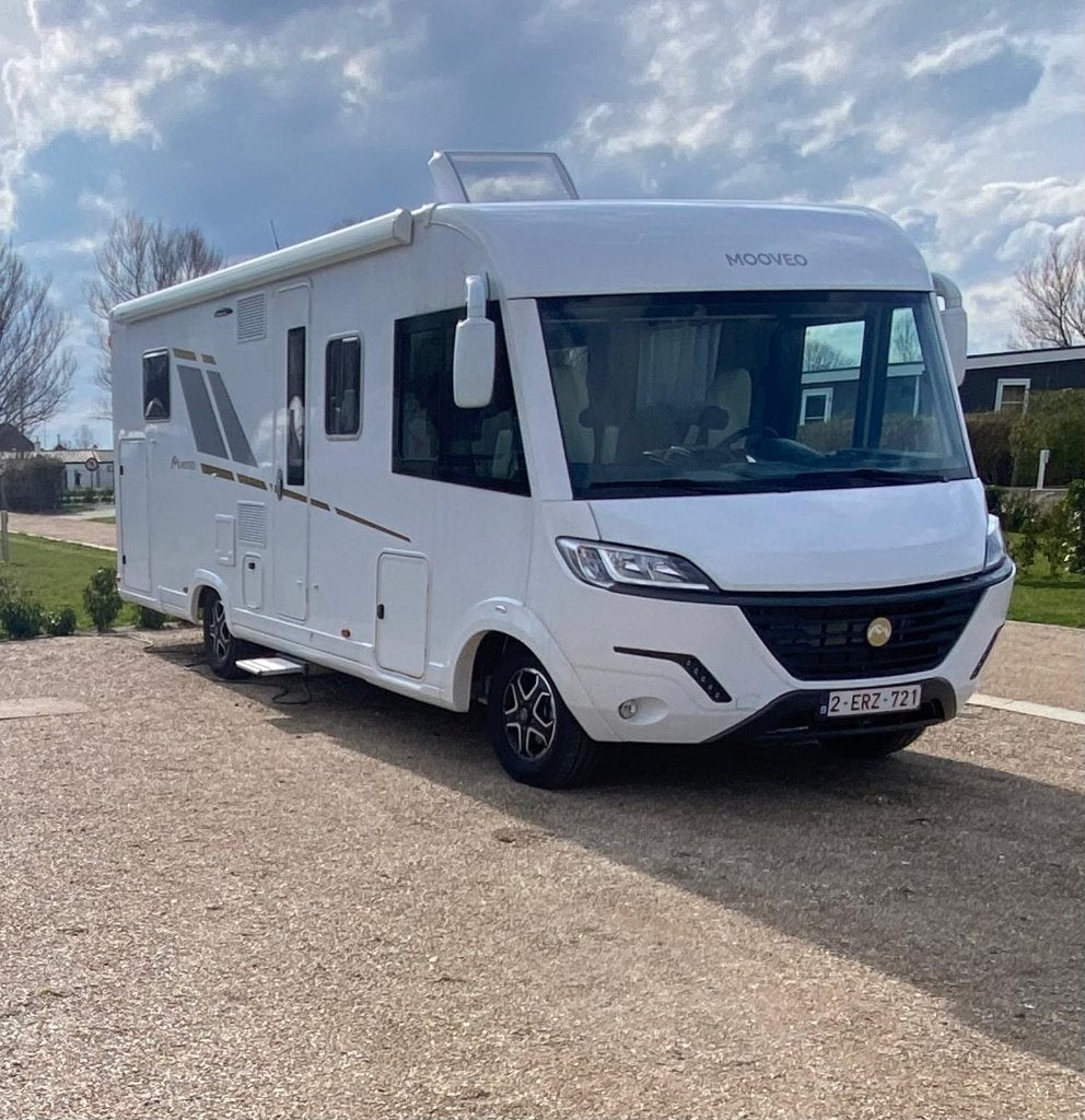 Fiat Mooveo INT 74 QBF (2024), Caravanes & Camping, Camping-cars, Marchepied électrique, Jusqu'à 4, ESP - Contrôle de stabilité