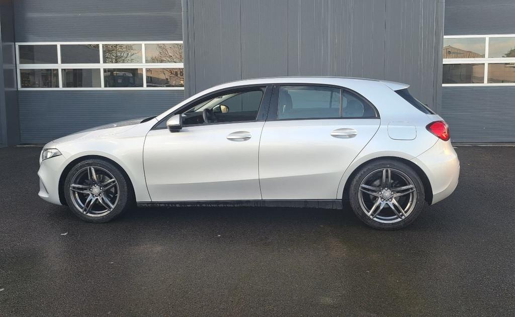Mercedes-Benz A-Klasse 180 1 jaar garantie! (automatique), Euro 6, Entreprise, 5 portes, Tissu