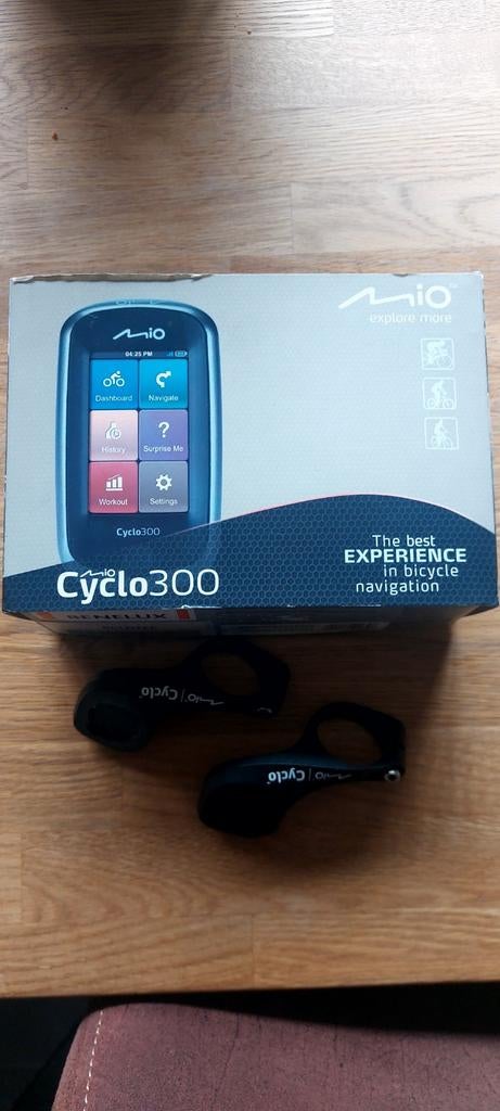 Mio gps mag weg voor 35 euro, Fietsen en Brommers, Ophalen, GPS
