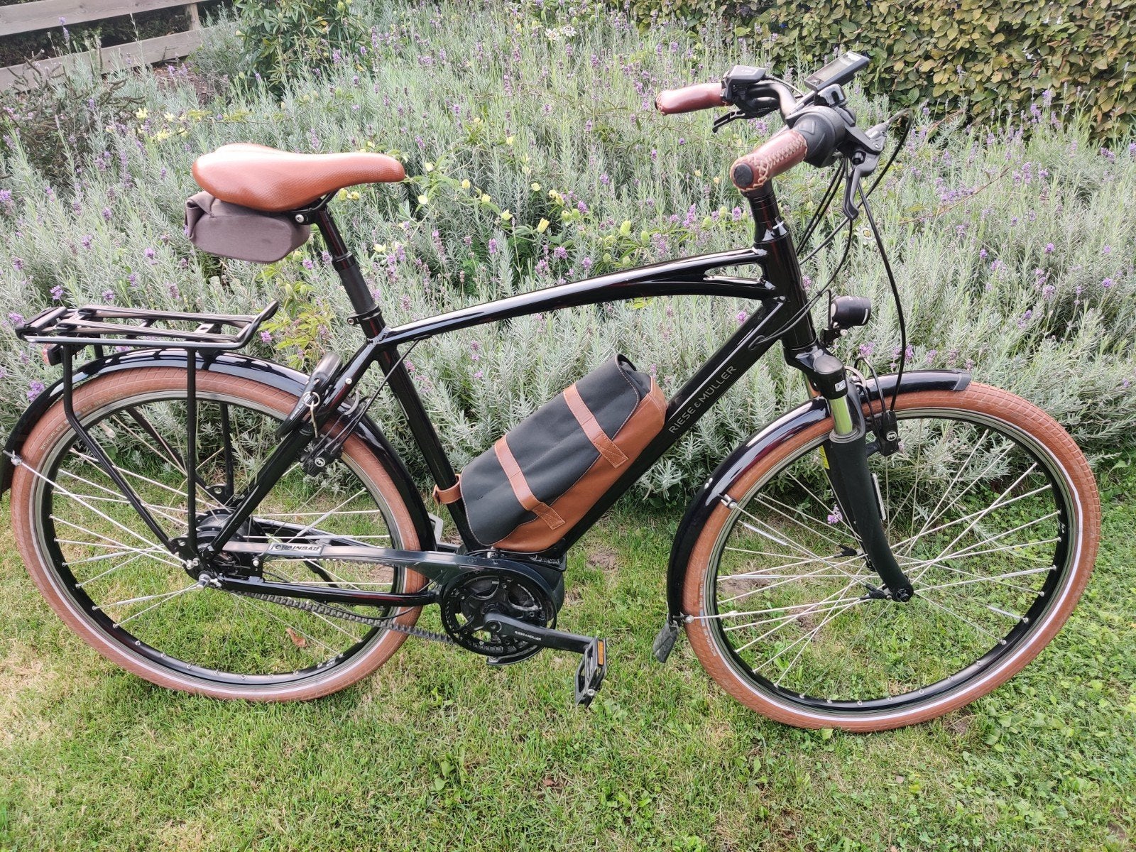 Riese & Müller Cruiser 2 Vario - H56 - riemaandrijving, Zo goed als nieuw, 50 km per accu of meer, 55 tot 59 cm, Ophalen
