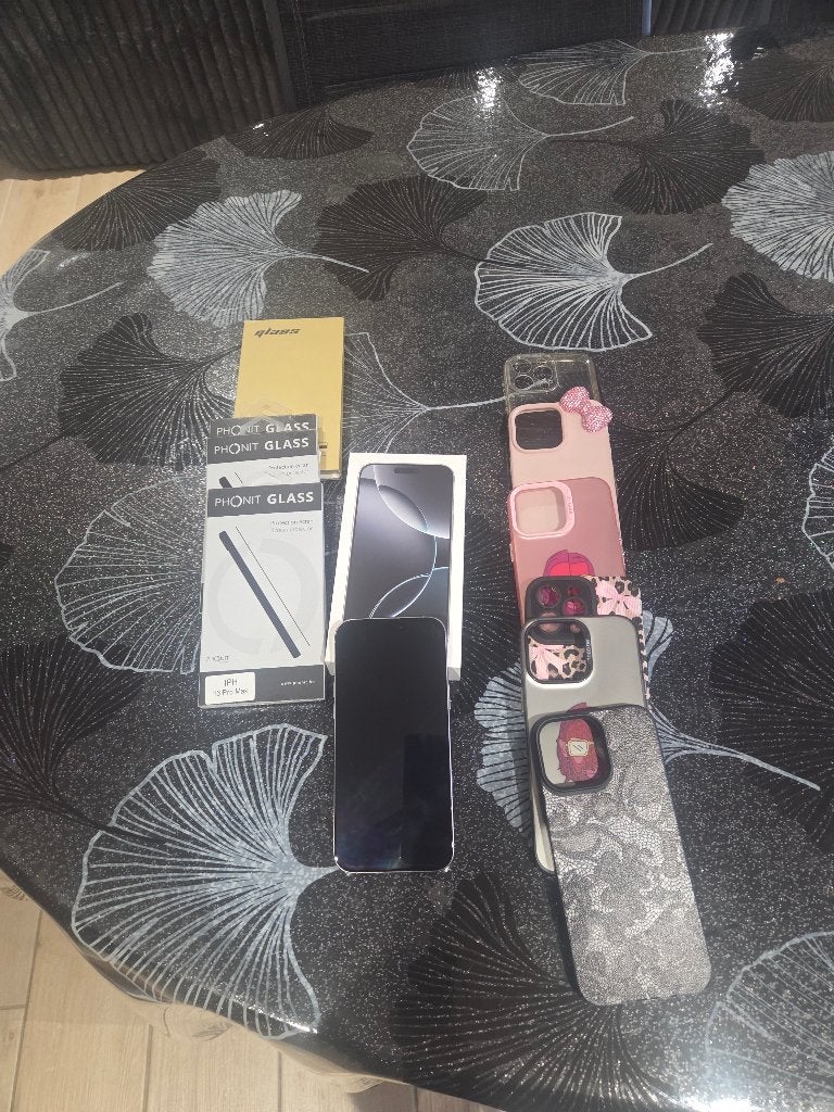 I phone 16 pro max, Ophalen, Zo goed als nieuw