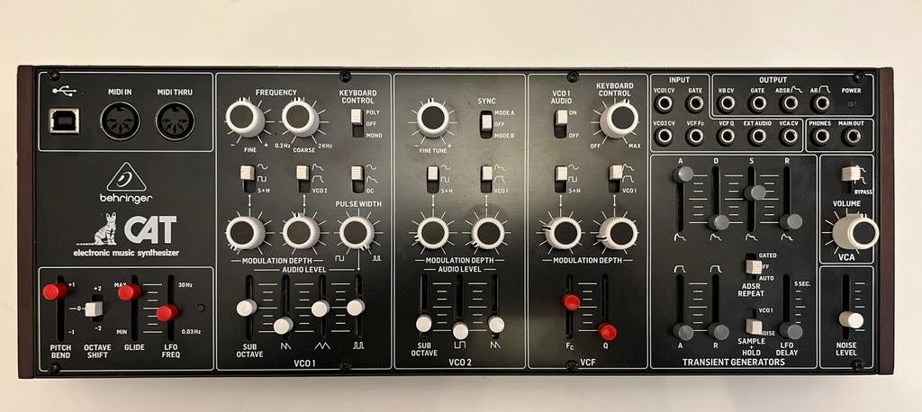 Behringer Cat synth, Muziek en Instrumenten, Synthesizers, Ophalen of Verzenden, Zo goed als nieuw