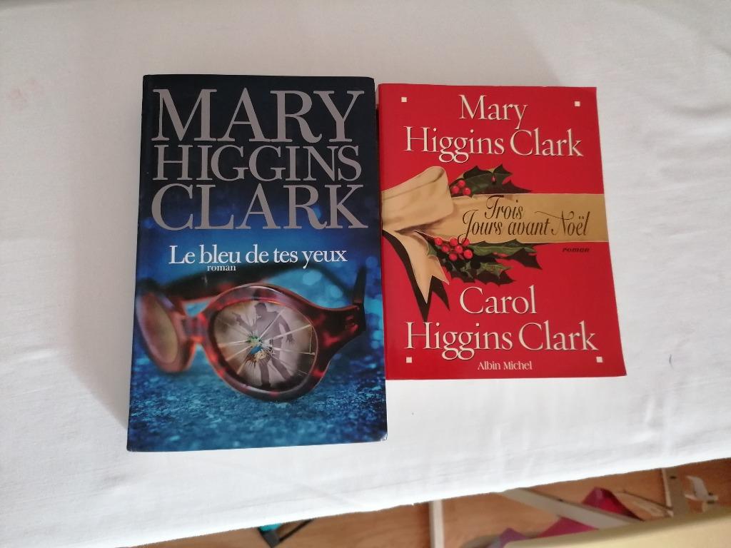 2 livres (grand formats) Mary Higgins Clark, Enlèvement, Comme neuf, Mary Higgins Clark.