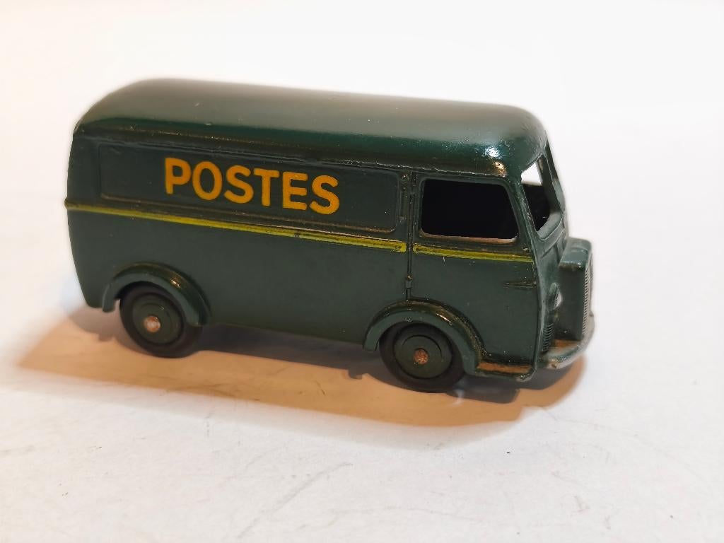 DINKY TOYS FRANKRIJK PEUGEOT POSTBUS REF 25B, Ophalen of Verzenden, Zo goed als nieuw, Bus of Vrachtwagen, Dinky Toys