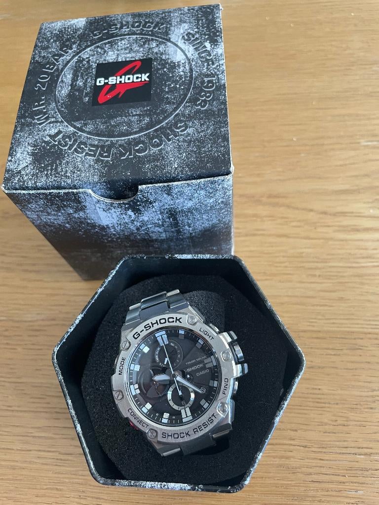Montre CASIO GST-B100D-1AER en excellent état, Montre-bracelet, Casio, Enlèvement ou Envoi, Acier
