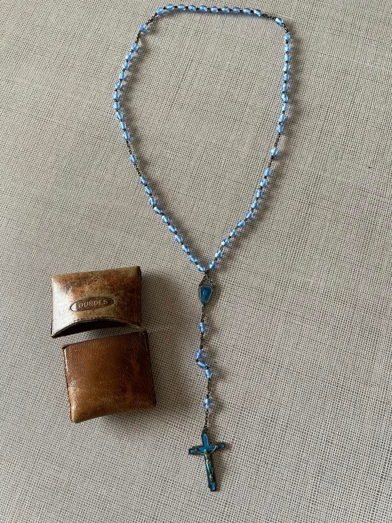 2 paternosters blauw en bruin van lourdes, Ophalen