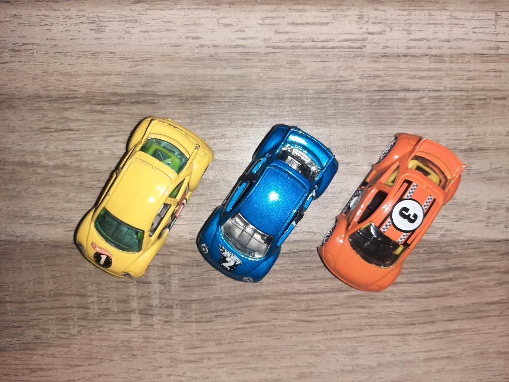 3x Hot Wheels Volkswagen New Beetle Cup 2001, Enlèvement ou Envoi, Utilisé, Voiture
