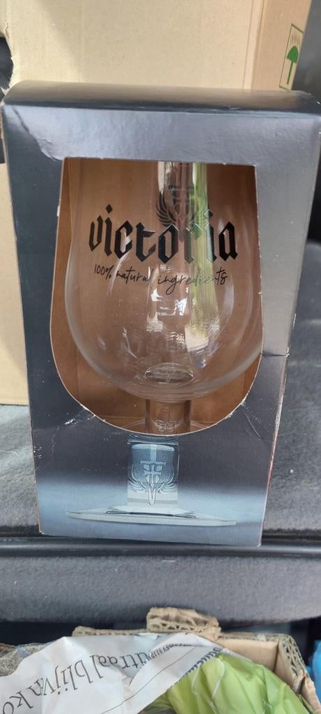 Victoria-glas, Ophalen of Verzenden, Zo goed als nieuw
