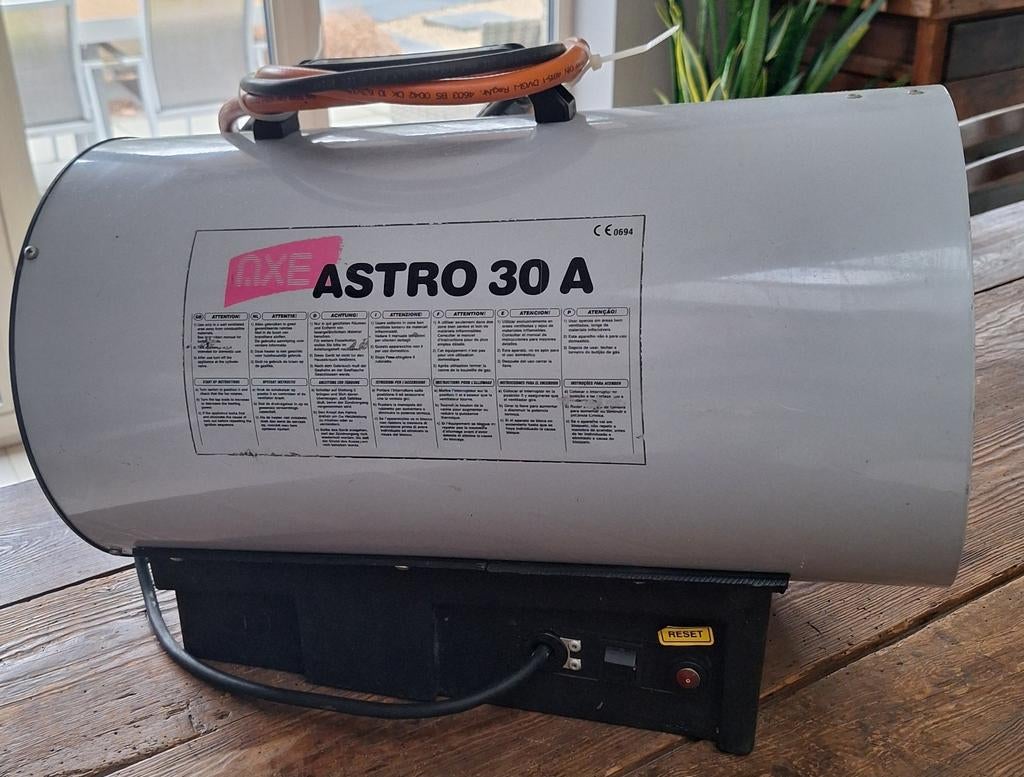 Axe Astro 30A warmtekanon gasbrander, Ophalen of Verzenden