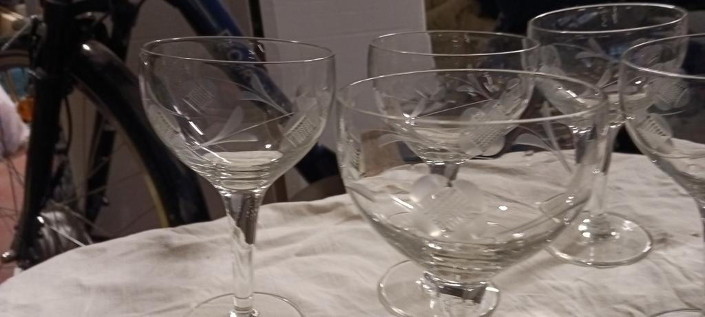 5 tal antieke kristallen glazen voor wijn of likeur, Antiek en Kunst, Ophalen