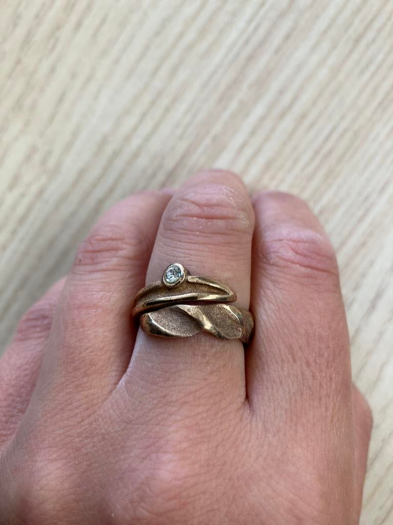 Ring met steentje - Bronskleurig, Handtassen en Accessoires, Ringen, Ophalen of Verzenden, Bruin