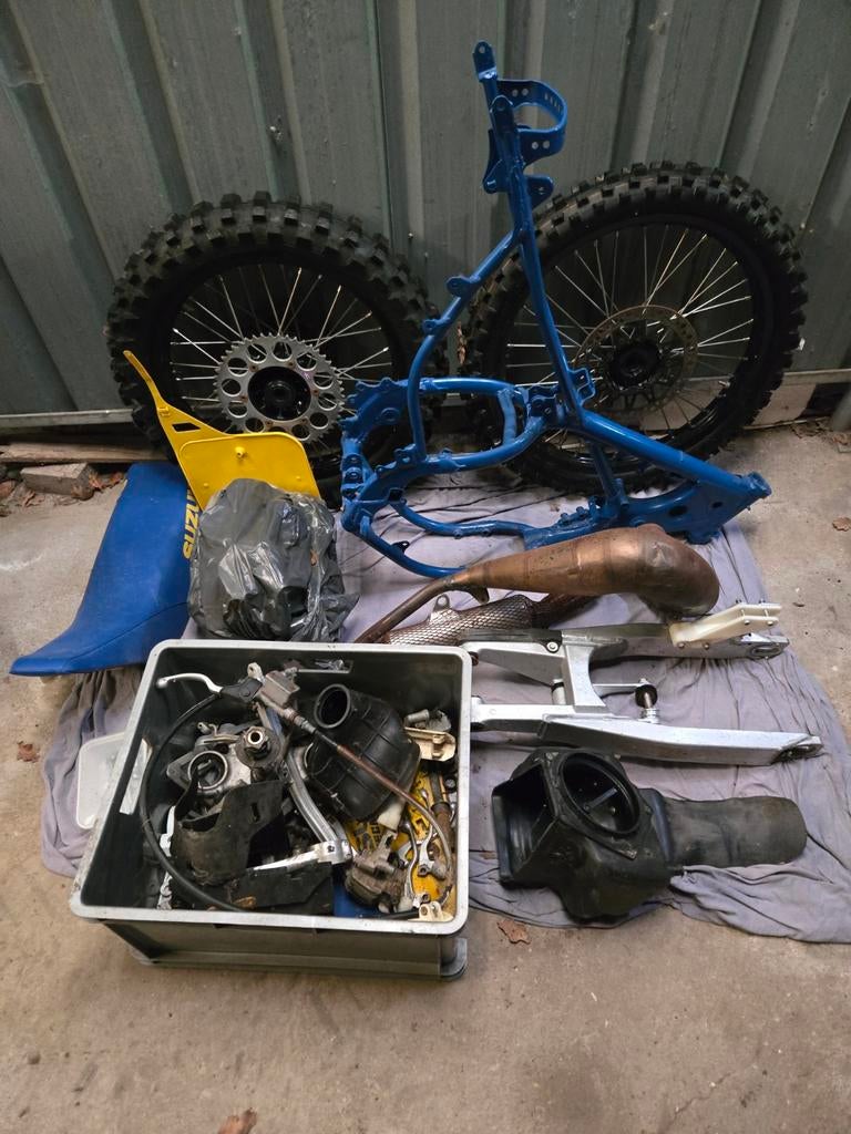 Rm 250 van 1989 in onderdelen., Motoren, Motoren | Suzuki, Particulier