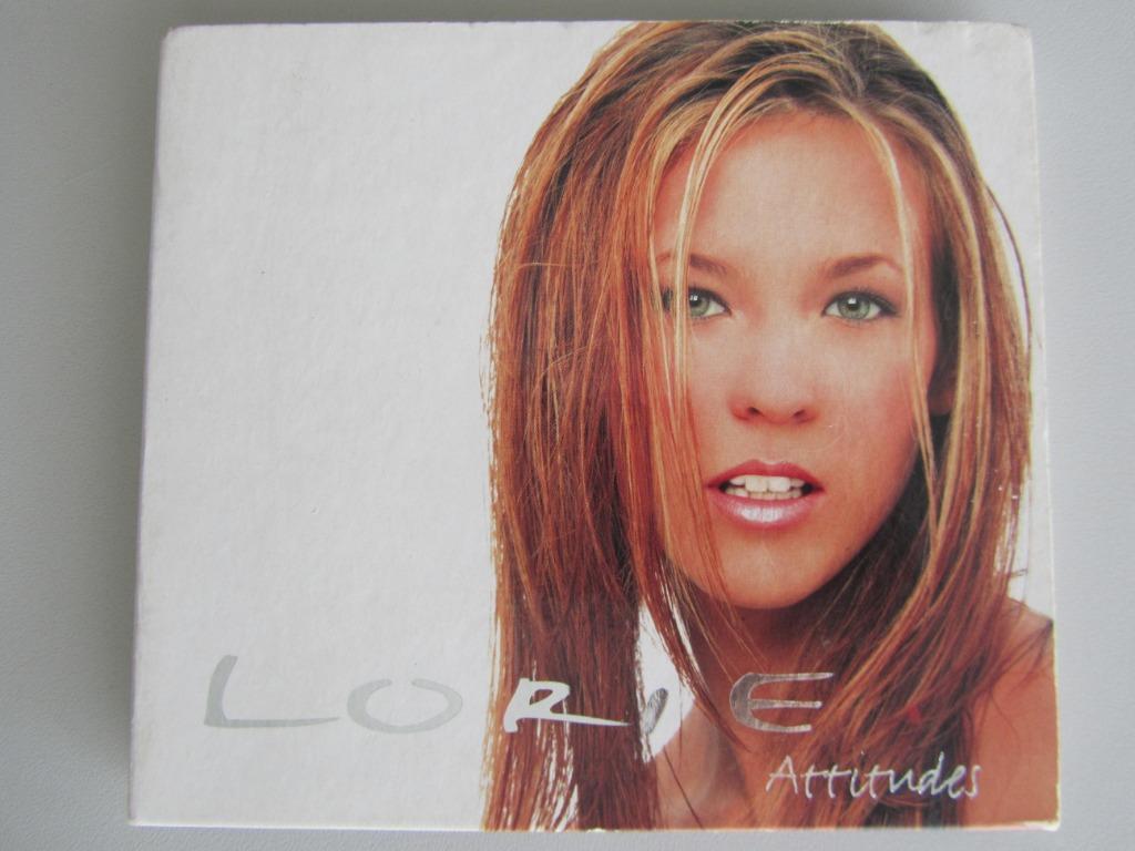 CD + DVD LORIE « ATTITUDES » (13 titres), Enlèvement ou Envoi, Utilisé