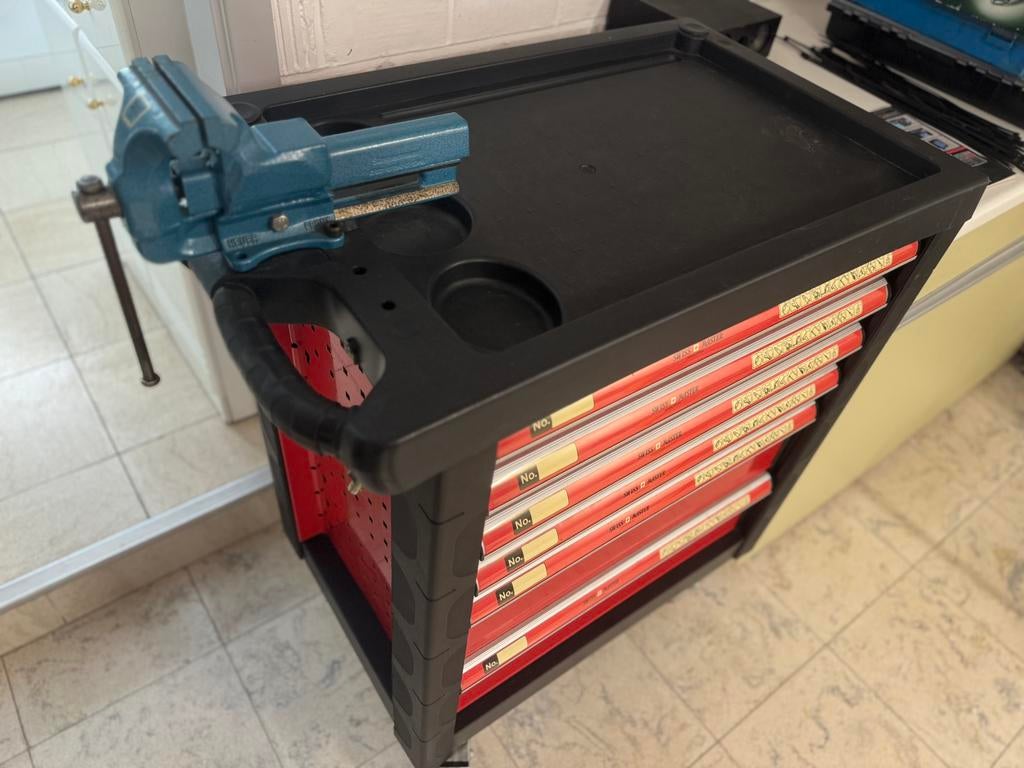 GEVULDE WERKKAR SWISS MASTER, Ophalen, Zo goed als nieuw