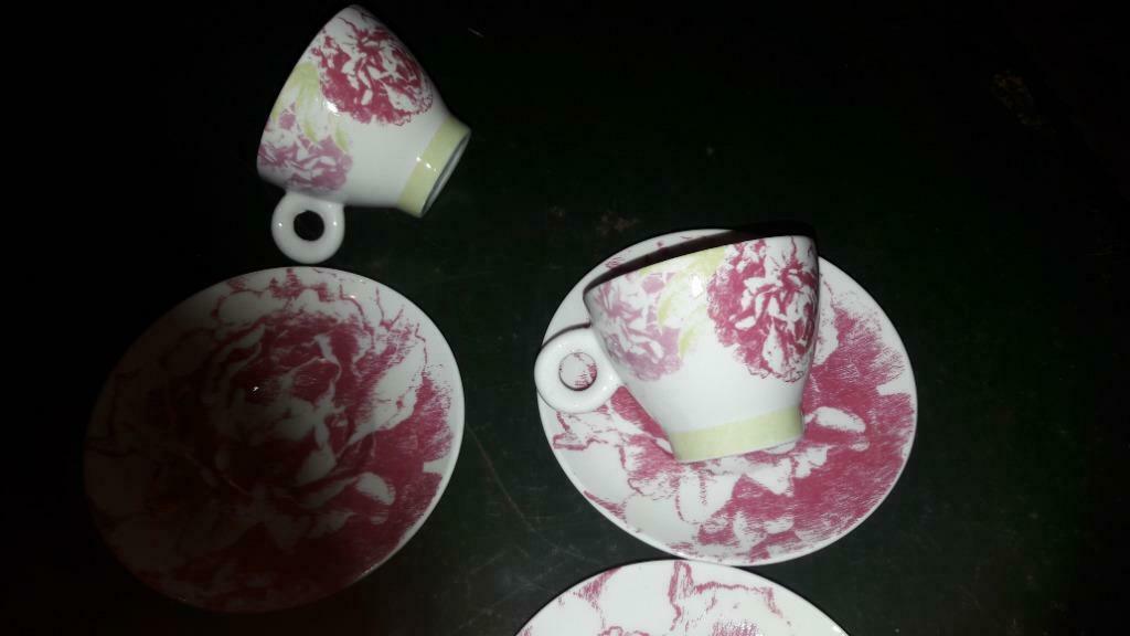 Tasses à café et sous tasses (18), Neuf, Céramique, Enlèvement, Autres styles