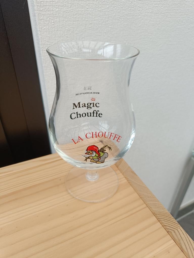 La Chouffe. Magic Chouffe. Inhoud 25 cl. Aantal: 1., Enlèvement ou Envoi, Neuf, Verre à bière