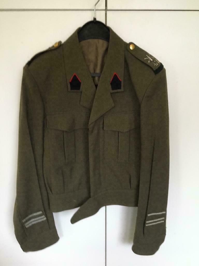 Kaki legerkostuum 1975, Verzamelen, Ophalen, Landmacht