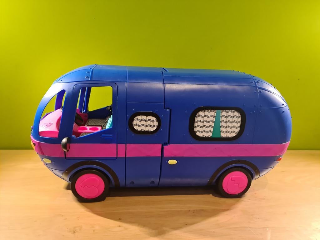 L.O.L. Surprise Camper